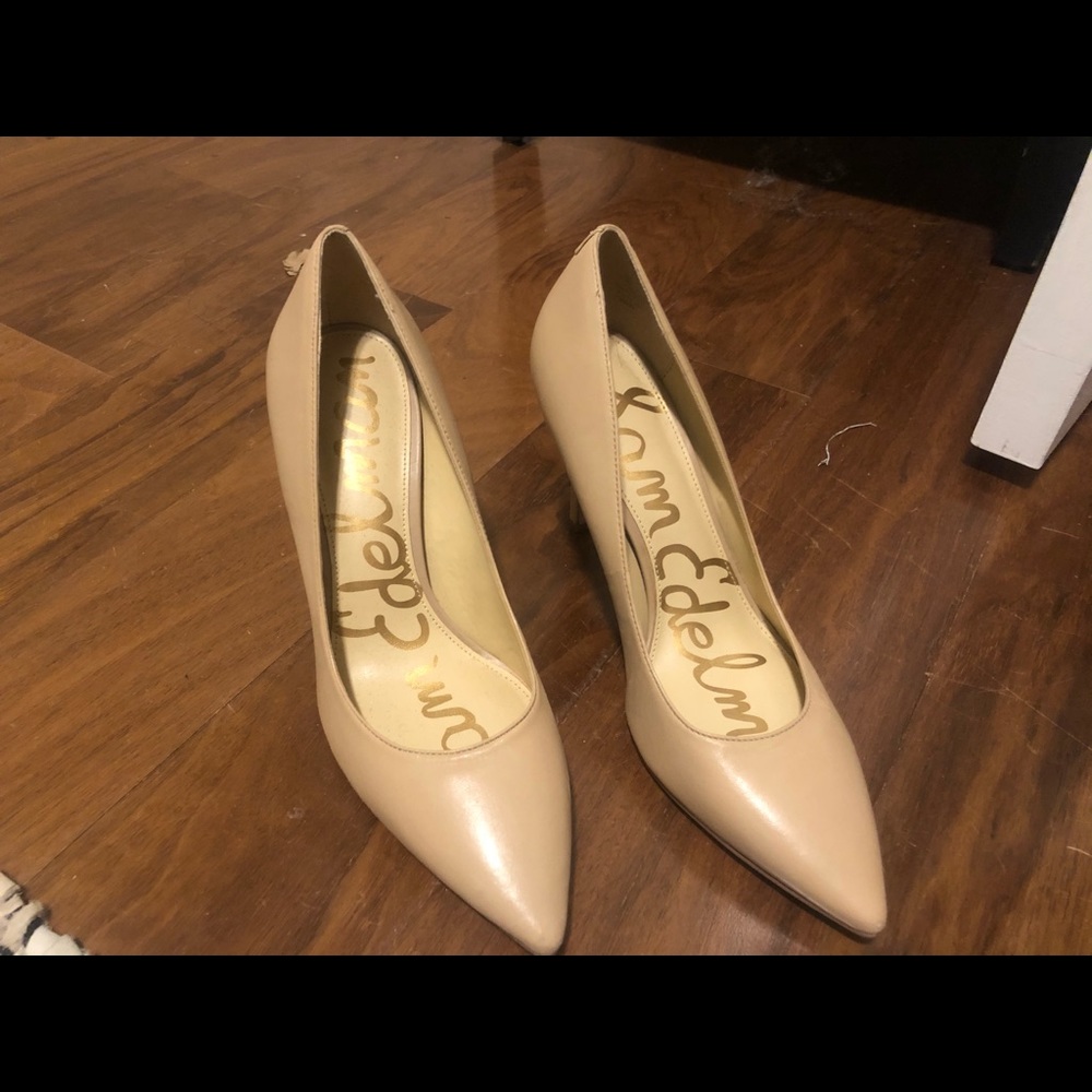 Sam Edelman pumps